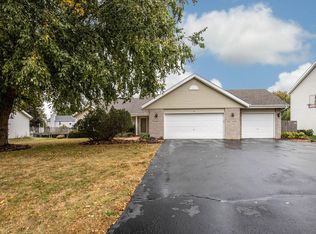 493 Santolina Dr, Roscoe, IL 61073