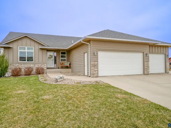 1201 S Keva Ave, Sioux Falls, SD 57106