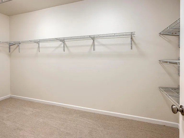 535 SW Ellerwood St #B — Photo 28