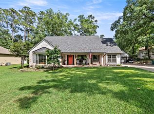 41 Winged Foot Dr, Conroe, TX 77304