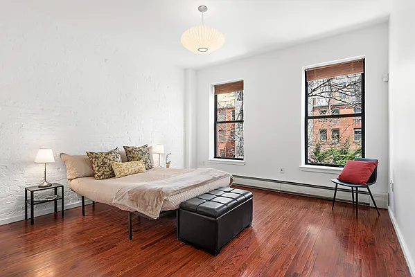 Rented by Douglas Elliman | media 4