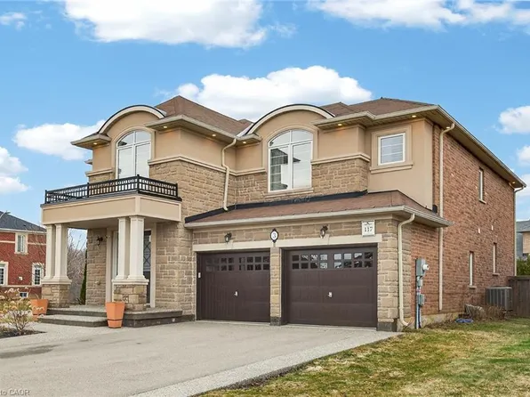 3 Grandell Dr, Hamilton, ON L9K 0H2