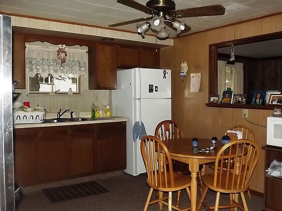 2nd image of 4996 Guitonville Rd