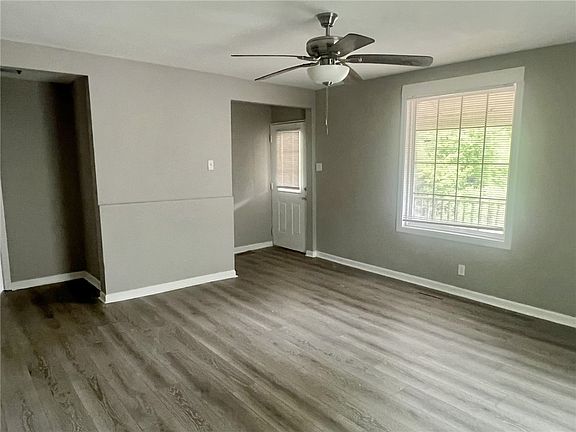 3rd image of 301 Hammett St