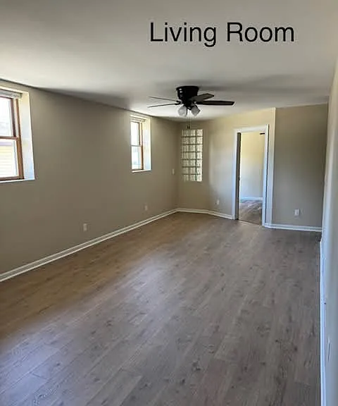 530 Greenmeadow Dr — Photo 2