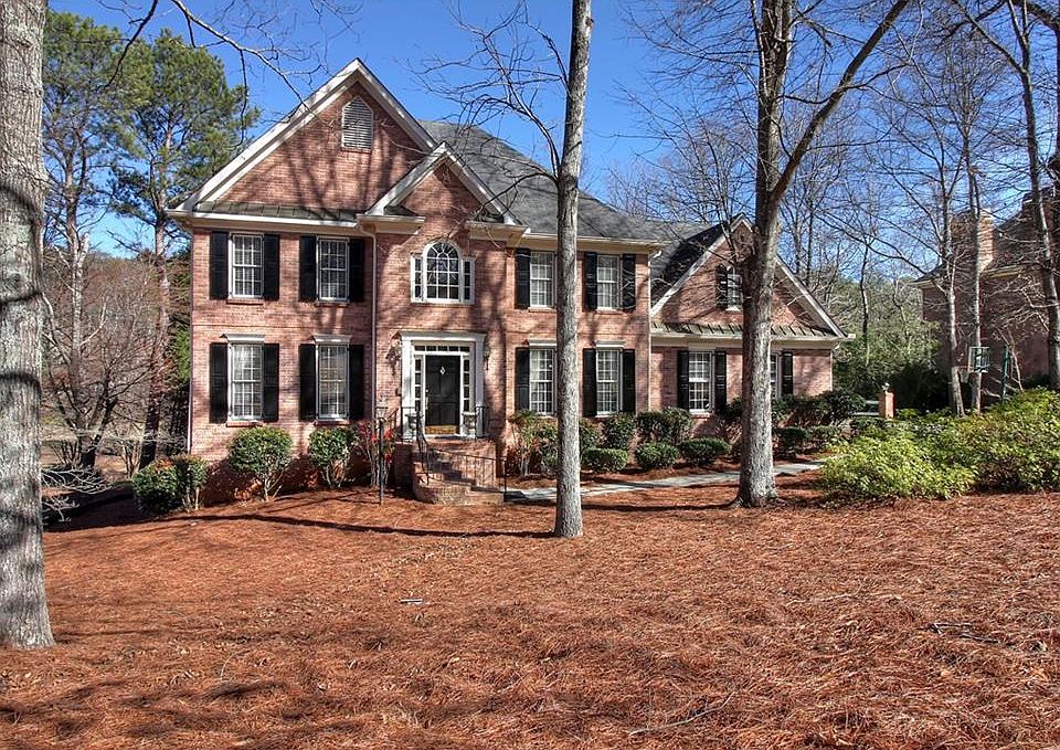 1st image of 18 Buckingham Ct