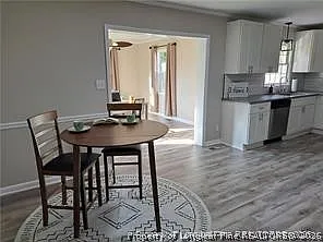 3 bed, 2.0 bath, 1908 sqft, $1,850 — Photo 4