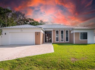 1199 SE Puritan Ln, Port Saint Lucie, FL 34983