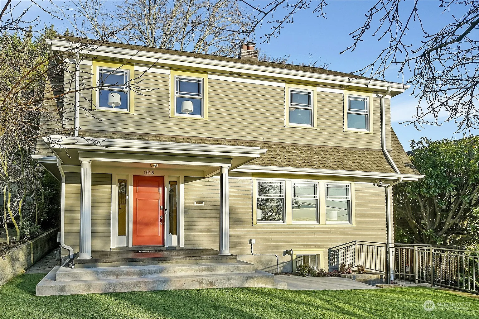 1018 1st Avenue W photo 1