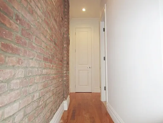 Rented by City Connections Realty | media 25