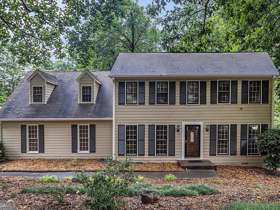 1st image of 975 Branford Ln NW
