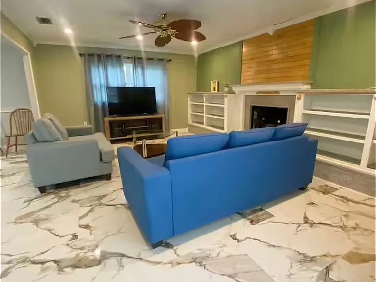 1313 Brooker Rd — Photo 1