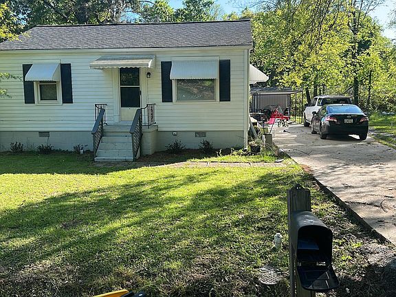 3rd image of 38 Battey Dr NW