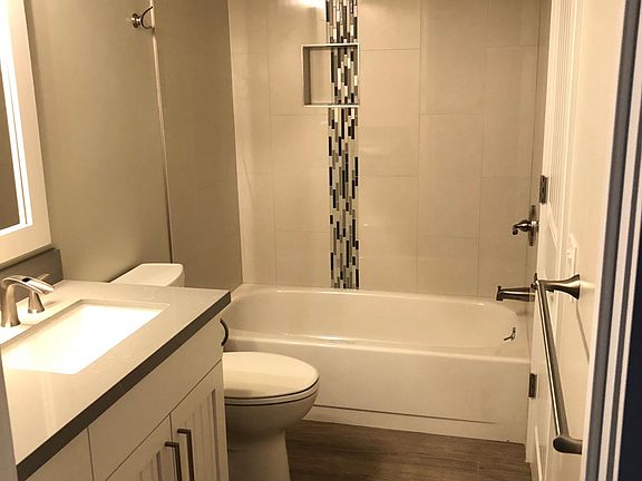 5th image of 6877 S Countrywoods Cir APT G