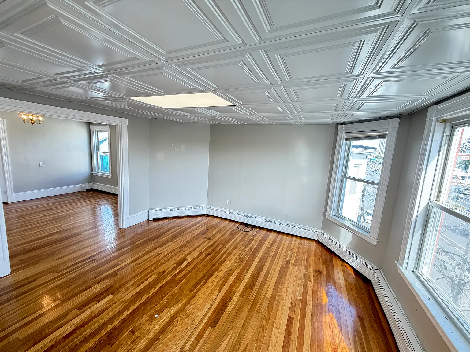2 bed, 1100 sqft, $2,700 — Photo 4