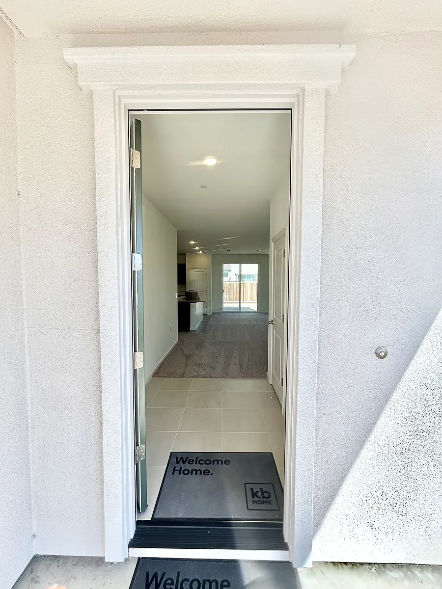 Building Photo - 16095 Pirates Cove Ln