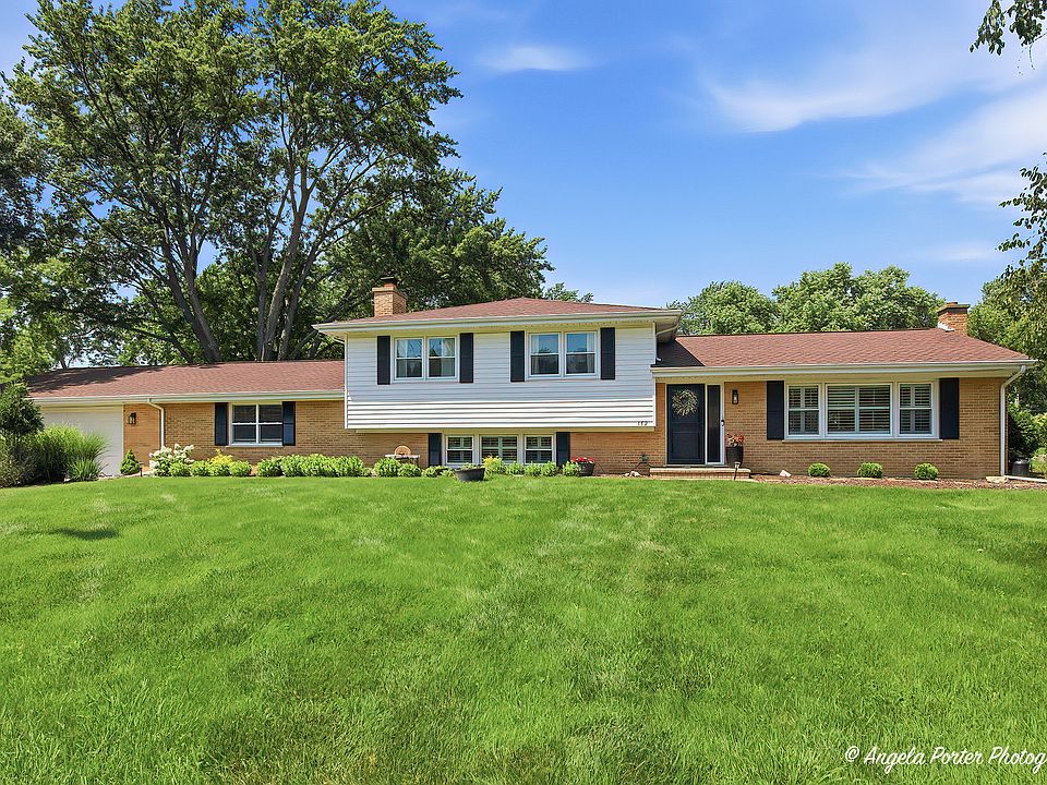 1st image of 152 Foxwood Ln
