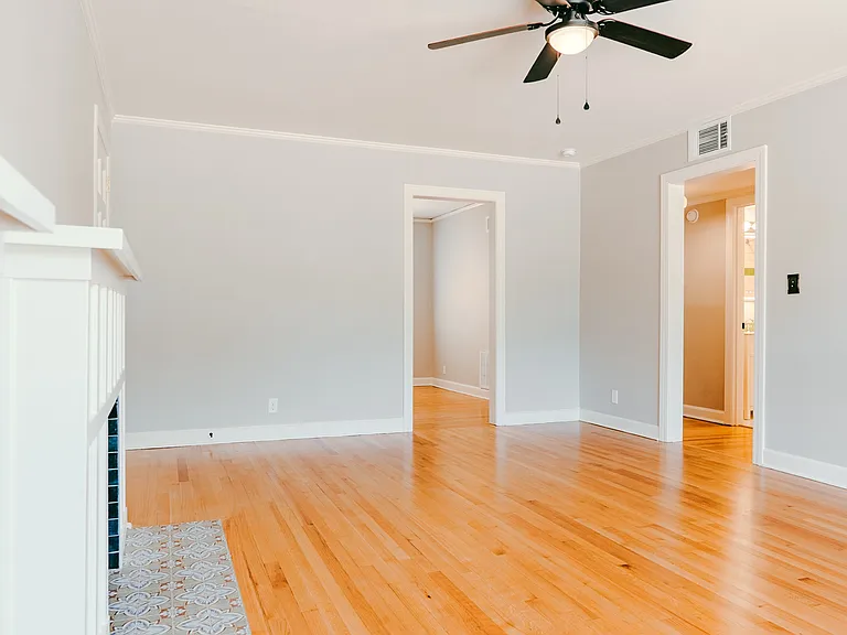 2209 Main St #3 — Photo 6