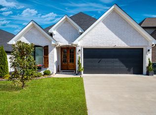 16 Fletcher Ridge Cir, Little Rock, AR 72223