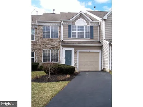 105 Broadleaf Pl Photo 1