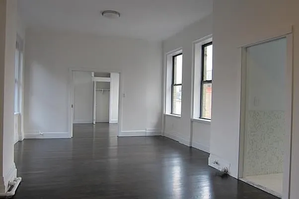 Rented by Triumph Property Group | media 10