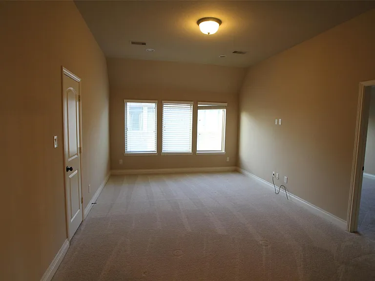 1995 Biscayne Lake Dr — Photo 18