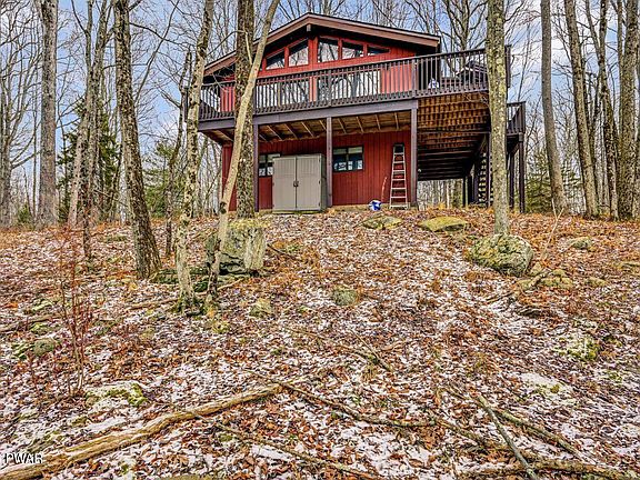 2nd image of 312 Surrey Dr