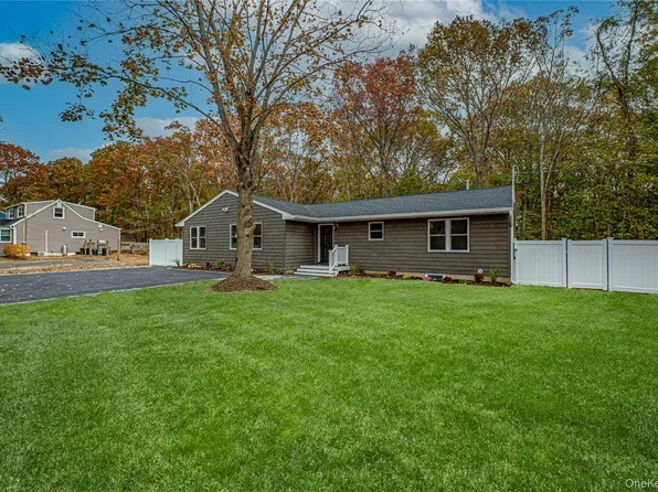 225 Tyler Avenue, Miller Place, NY 11764