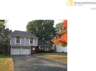 12051 W 99th Ter, Lenexa, KS 66215