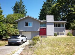 15916 NE 1st St, Bellevue, WA 98008