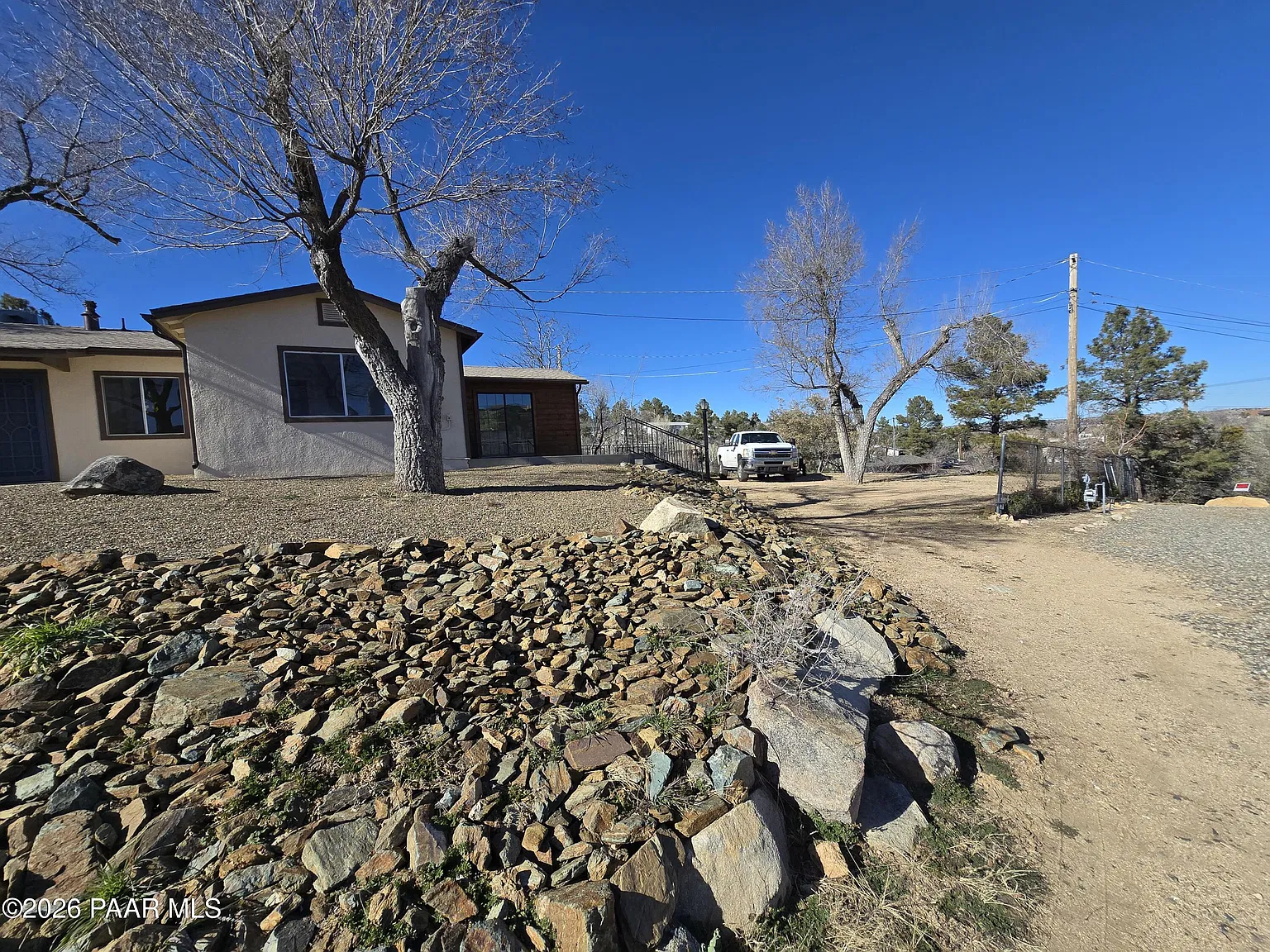 3 bed, 2.0 bath, 1188 sqft, $2,200 — Photo 3