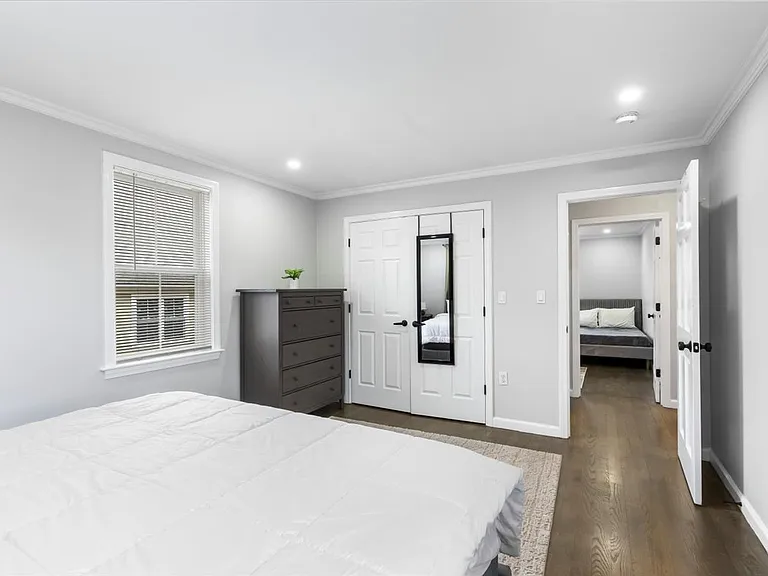 77 Cedar St — Photo 14