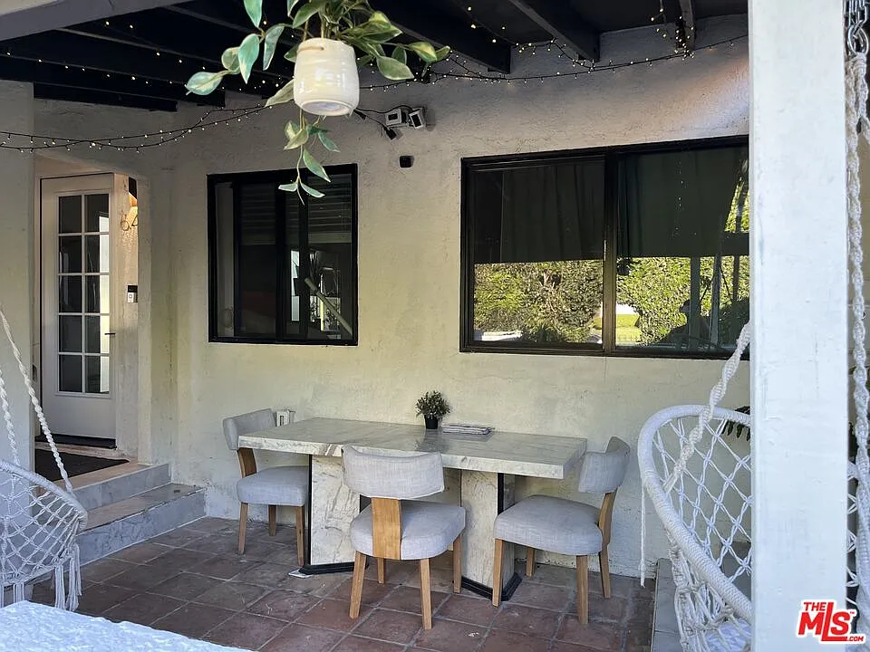 3 bed, 2.0 bath, $5,500 — Photo 2