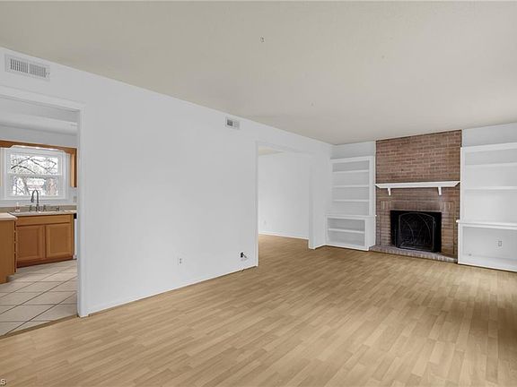 3rd image of 1904 Kello Dr