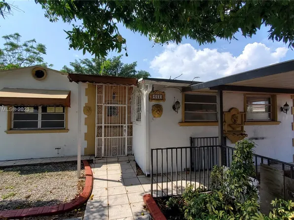 662 SE 6th Pl, Hialeah, FL 33010