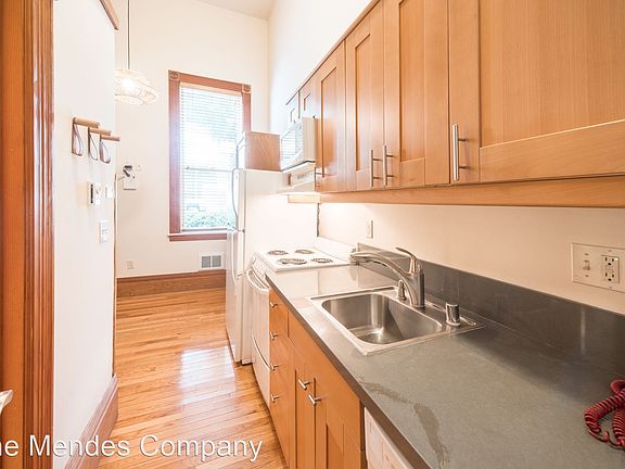 5th image of 1479 J St Unit 1481