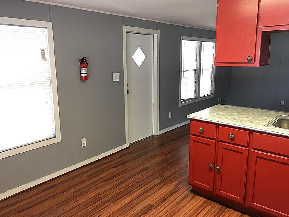1st image of 816 Lehman St Trlr 7
