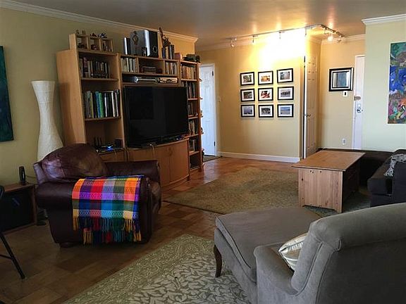 3rd image of 6040 Blvd E APT 21A