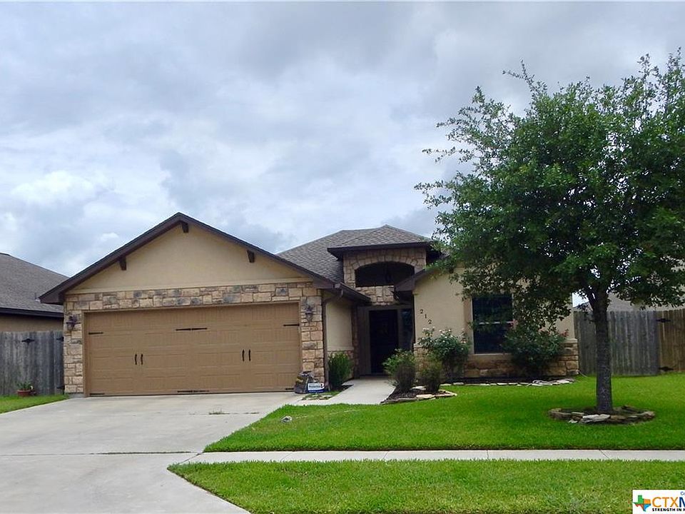 1st image of 212 Tuscany Dr