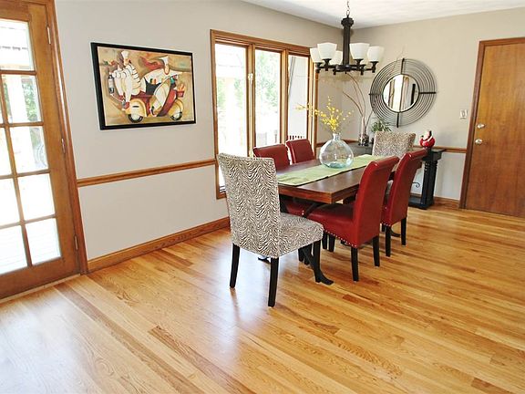 4th image of 8082 Harvest Hill Dr