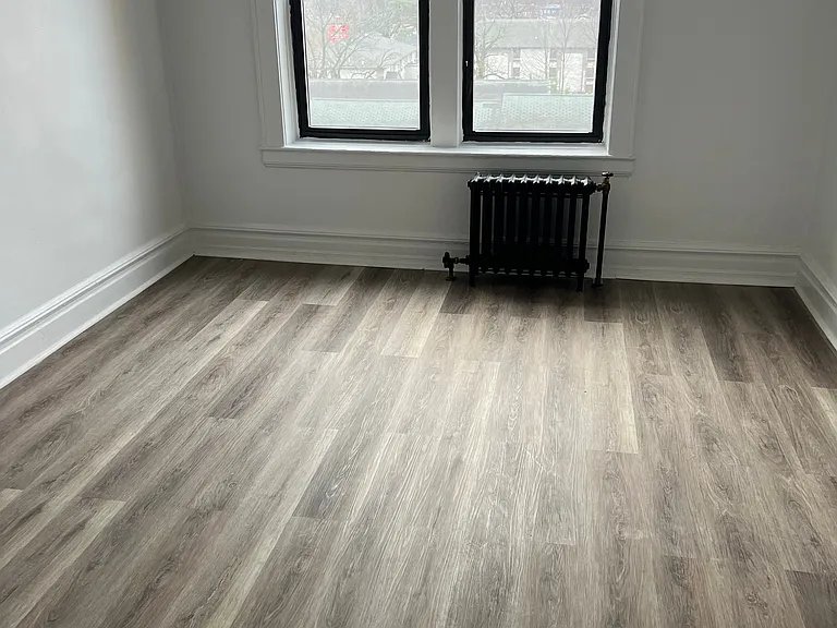 Union Square Apartments — Photo 9
