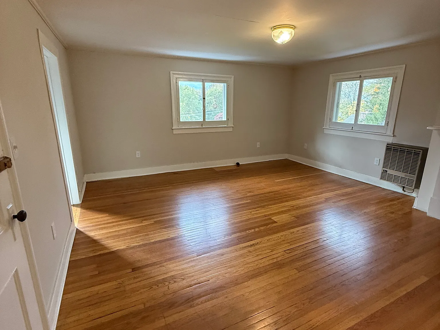 Studio, 650 sqft, $1,250 — Photo 4