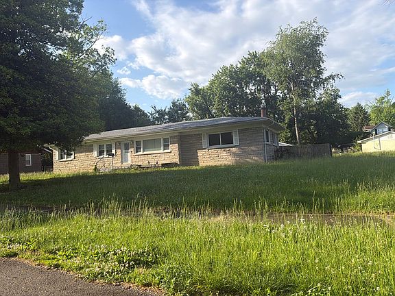 2nd image of 3010 Monica Lynn Dr