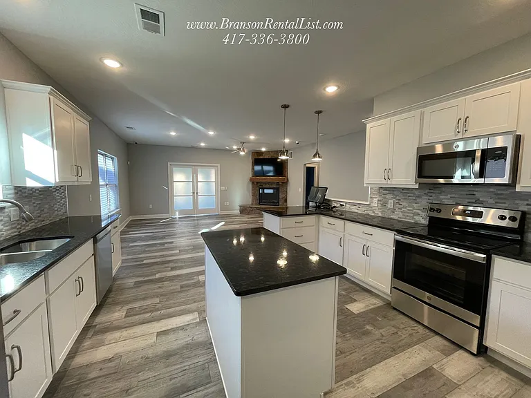 185 Siena Blvd — Photo 13
