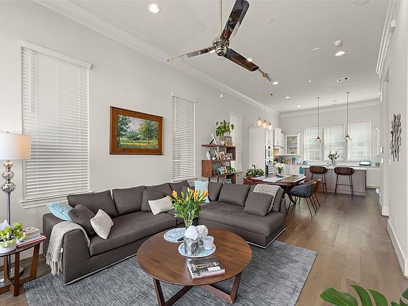 3rd image of 6035 Matthew Oaks Pl