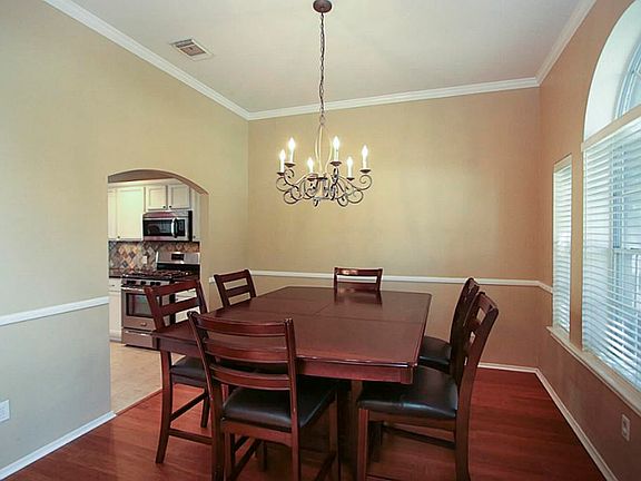 3rd image of 1519 Carstone Ct