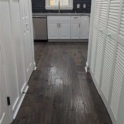 2nd image of 1511 Honor Dr