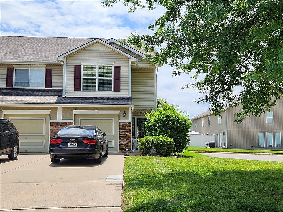 1st image of 3246 SW Shadow Brook Dr