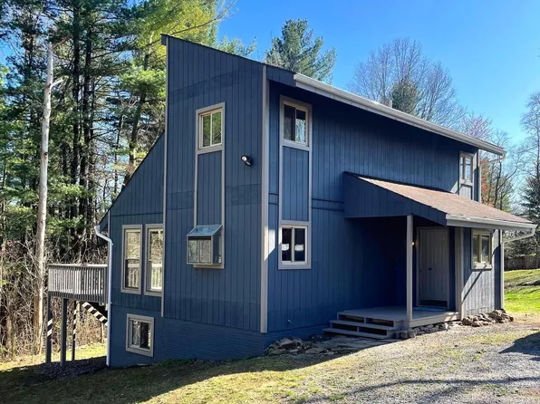 58 Solarwood Ct, Gerrardstown, WV 25420