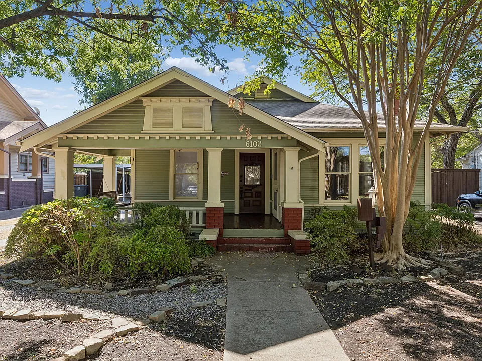 2601 Worth St